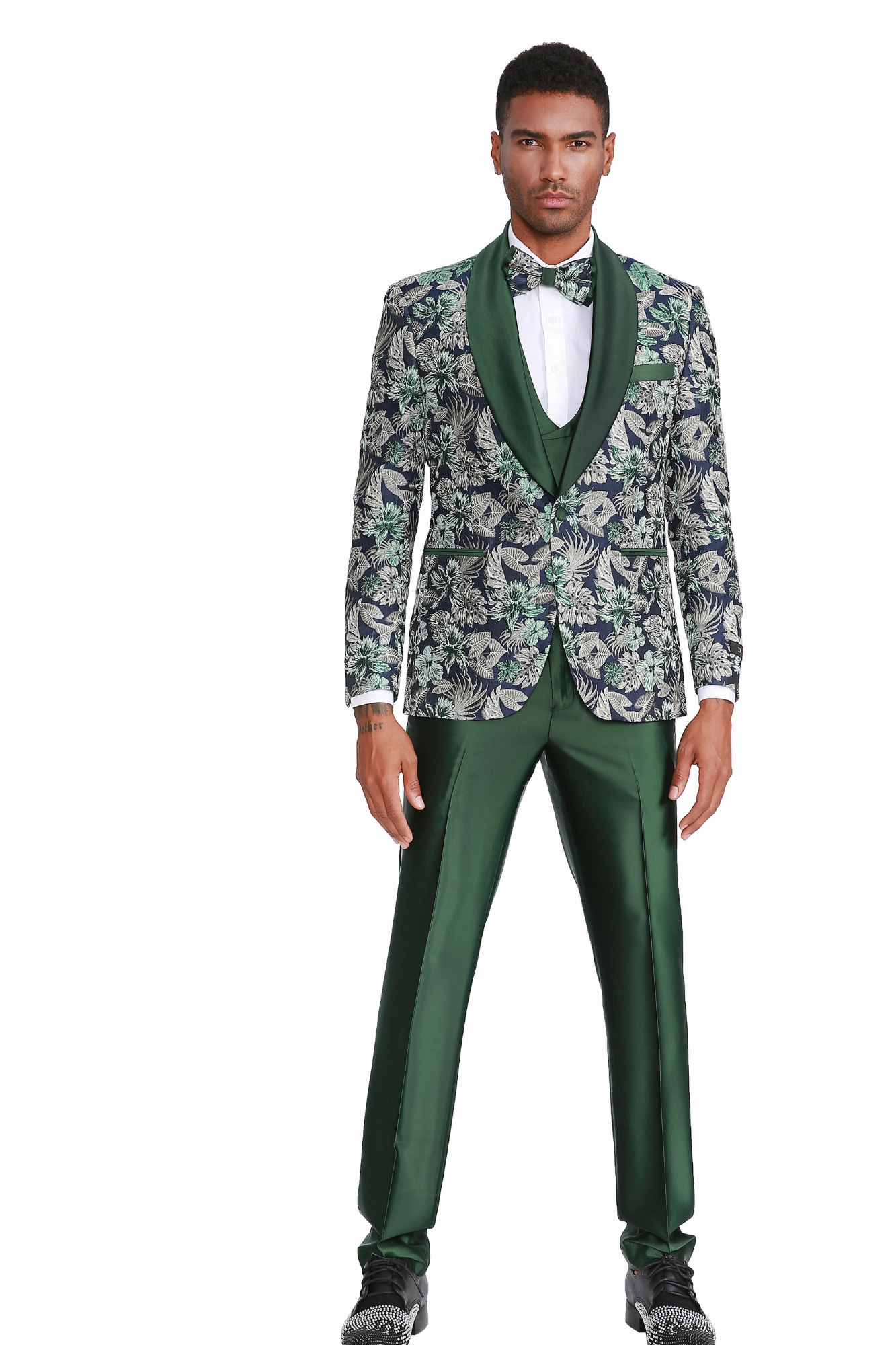 Marquez Collection: Men's 4-Piece Slim Fit Suit with Shawl Collar In Green