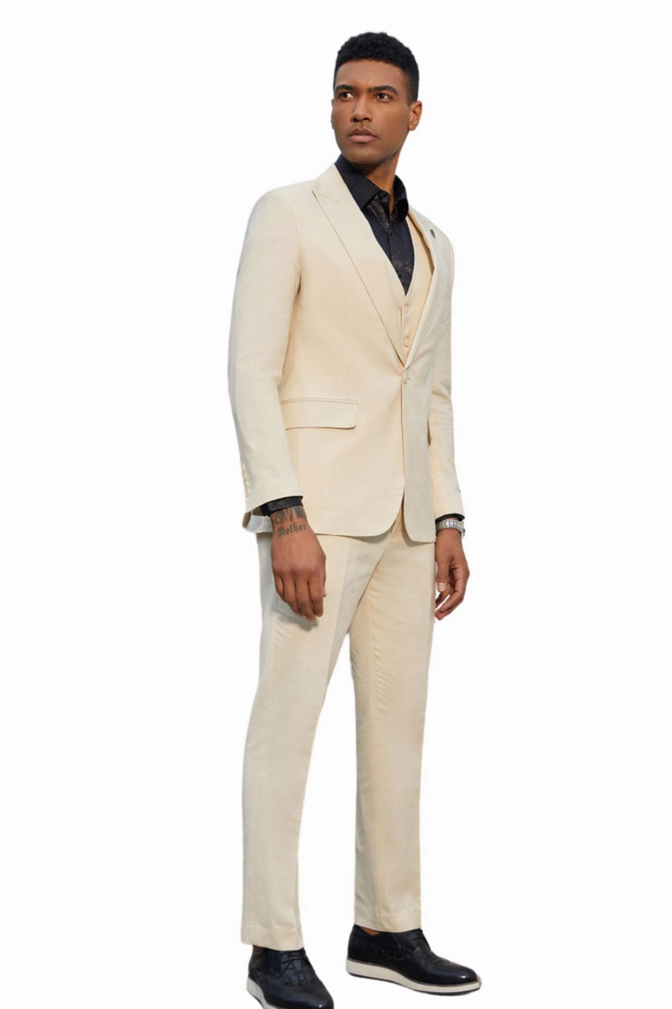 Men's 3 Piece Solid Textured Hybrid Fit Suit In Tan